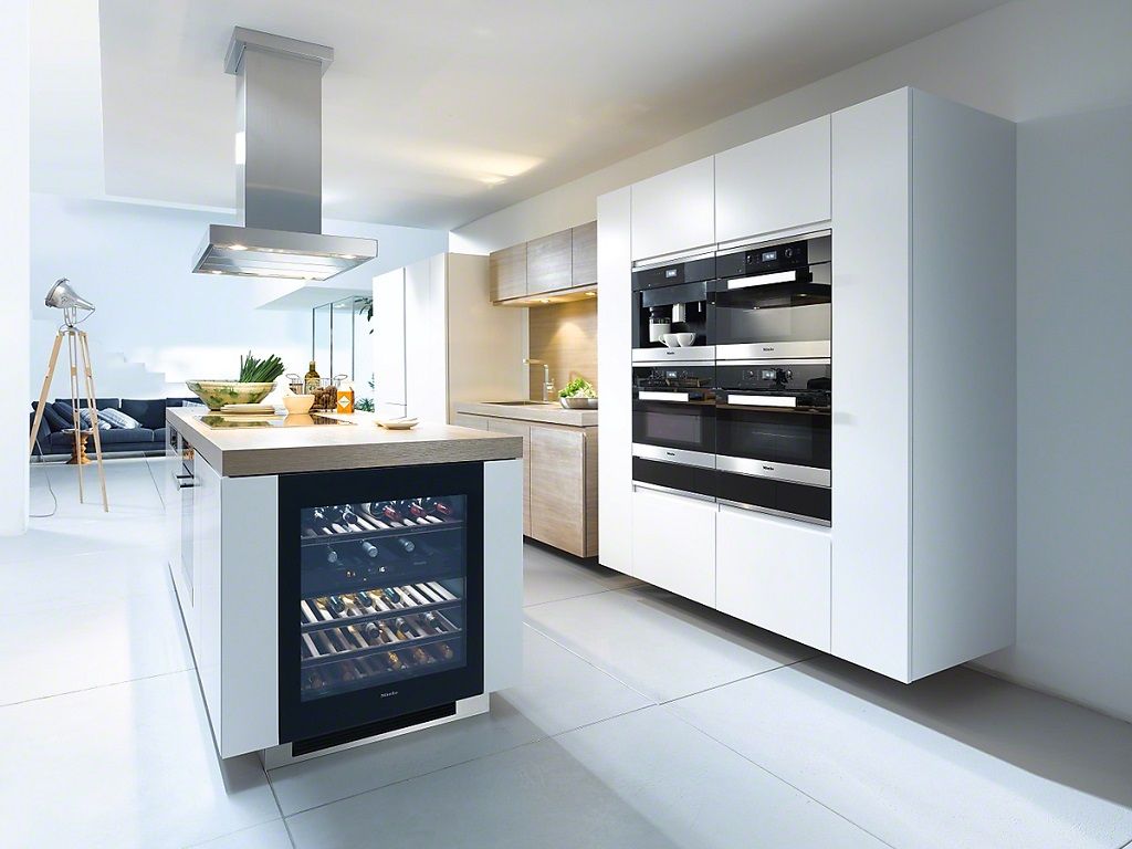 1501958549_miele-vypustil-holodilnik-dlya-vina.jpg